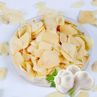 Suan pian Chinese Garlic Supplier Dehydrated Vacuum Vegetable Dried Fried Garlic Slices